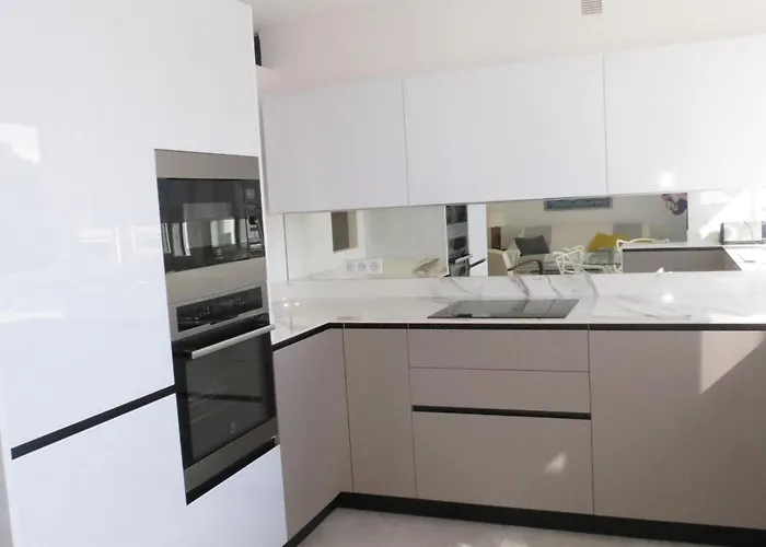 Apartment Renove 3 Pieces Avec Terrasse, Climatisation, Wifi Et Garage A - Fr-1-780-57 Sainte-Maxime